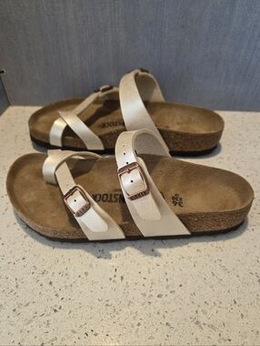 BirkenStock Mayari Birko-Flor Sandals In Graceful Pearl White